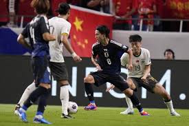 [图]格雷罗穆勒建功 拜仁2-0科隆落后榜首13分.